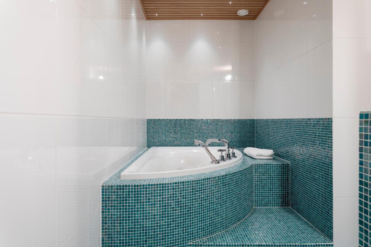 2Ndhomes Luxury Kamppi Center Apartment With Spa And Terrace Helsinki Dış mekan fotoğraf